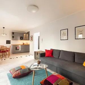  Apartment Paha-paha Modern With Sea View, Fast Wi-fi, And Free Parking!